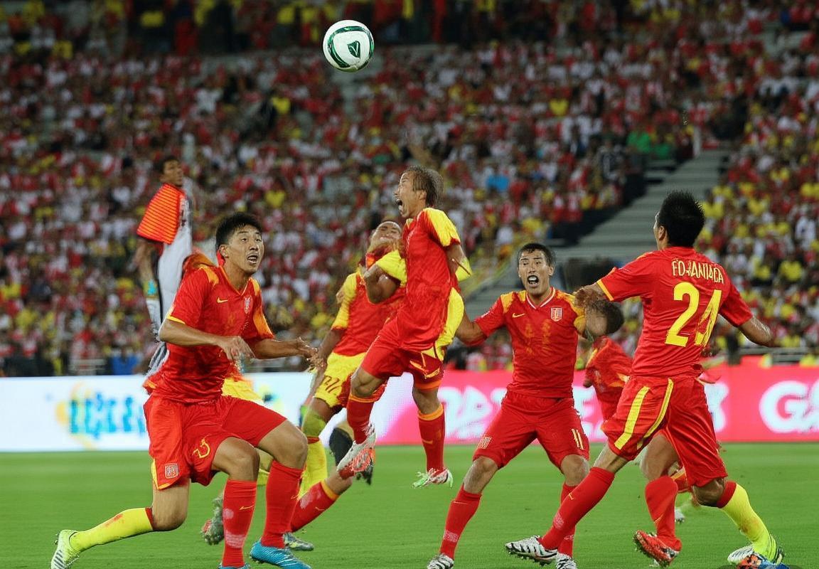 2013年伊拉克之战:国足逆境拼搏与心理